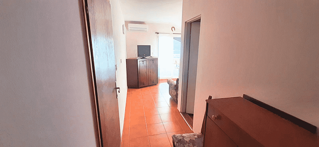 Spacious 85m2 apartment with 3 bedrooms and sea view in Herceg Novi — photo 8